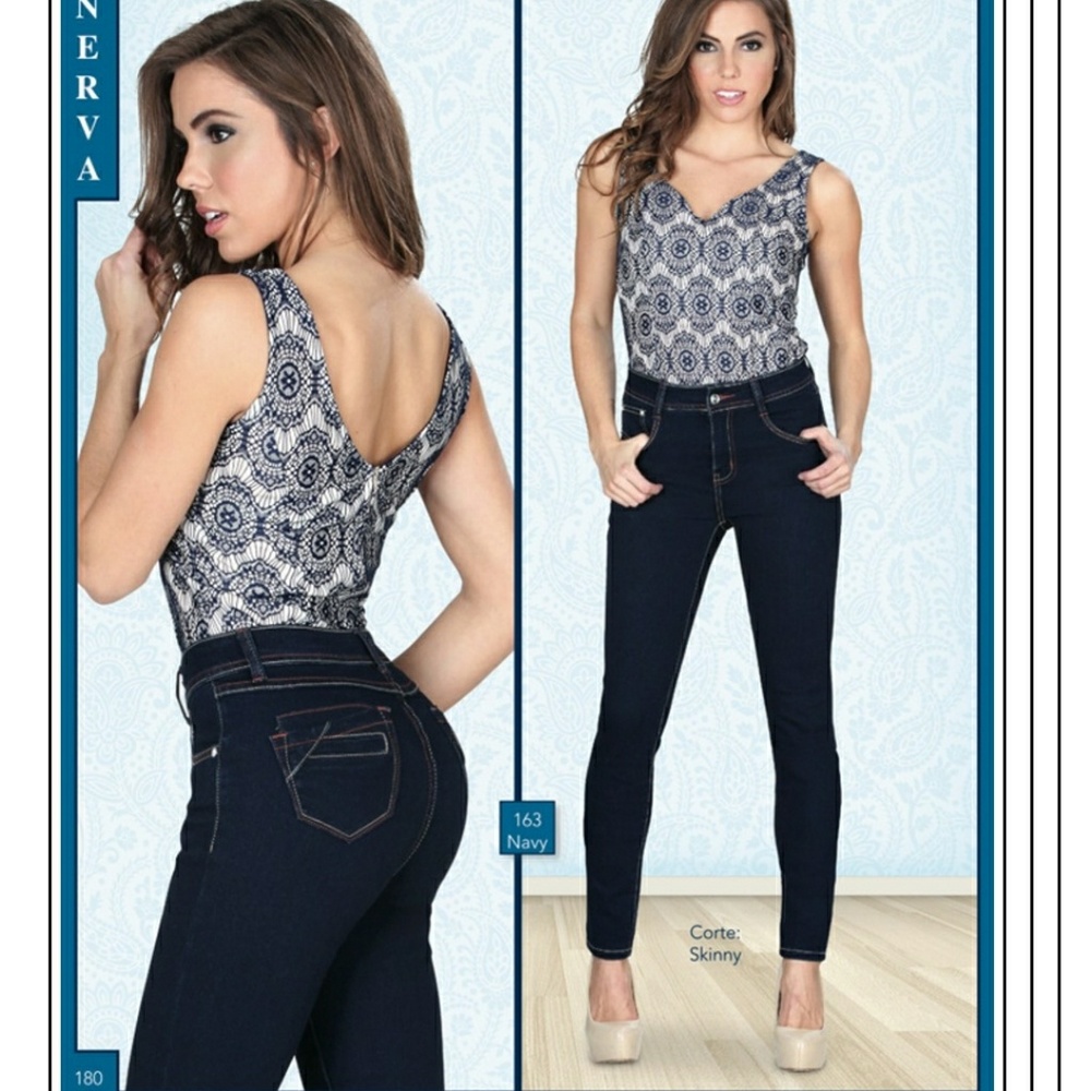 MINERVA JEAN'S - Picture 1 of 6
